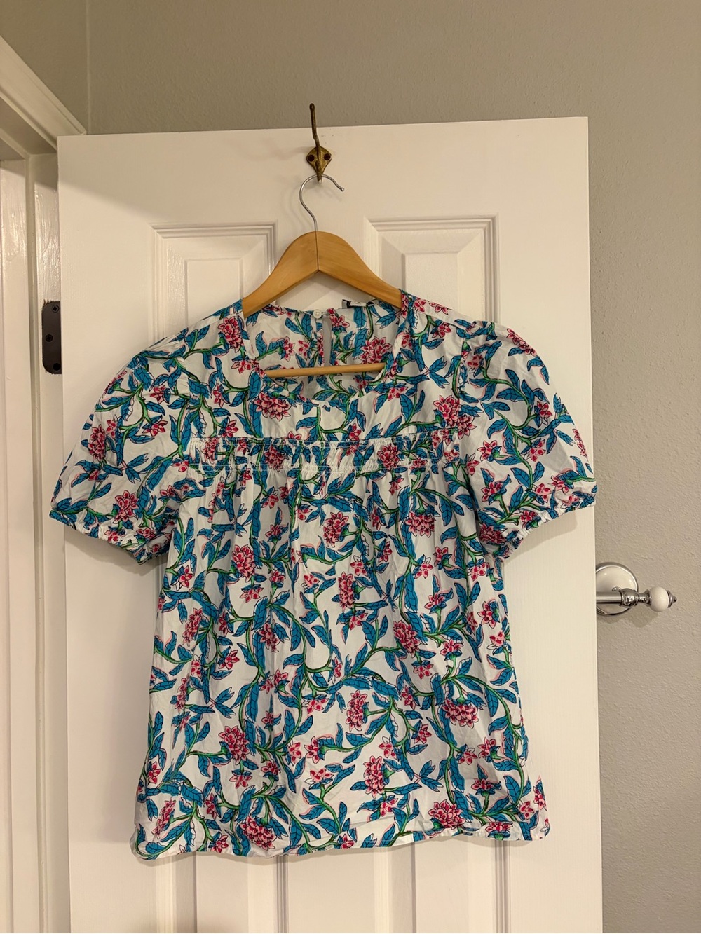 J. Crew White Floral Short-Sleeve Cotton Blouse with Blue and Pink Print